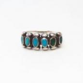 Vinatge Zuni Turquoise & Silver Drops Row Worn Ring  c.1955～