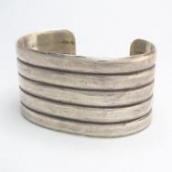 Antique 【UITA21/Ganscraft】 Ribbed Wide Cuff Bracelet c.1940～