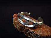 Antique Navajo Stamped Cast Silver Cuff Bracelet  c.1930～