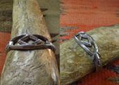 Antique Navajo Stamped Cast Silver Cuff Bracelet  c.1930～