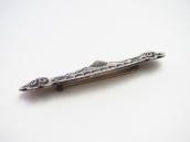 【Ganscraft】Atq Stamped & Repoused Coin Silver Pin  c.1930～