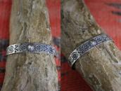 【GARDEN OF THE GODS】Atq Stamped CoinSilver Small Cuff c.1930