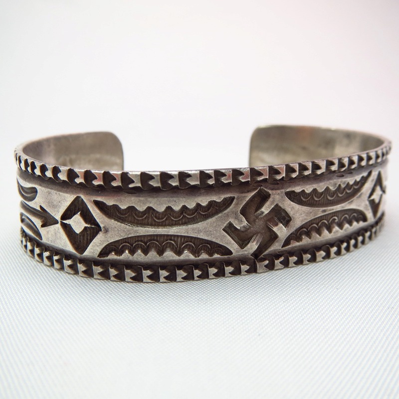 INDIAN JEWELRY LEATHER ARTS&CRAFTS Tah'bah TRADERS / Antique 卍