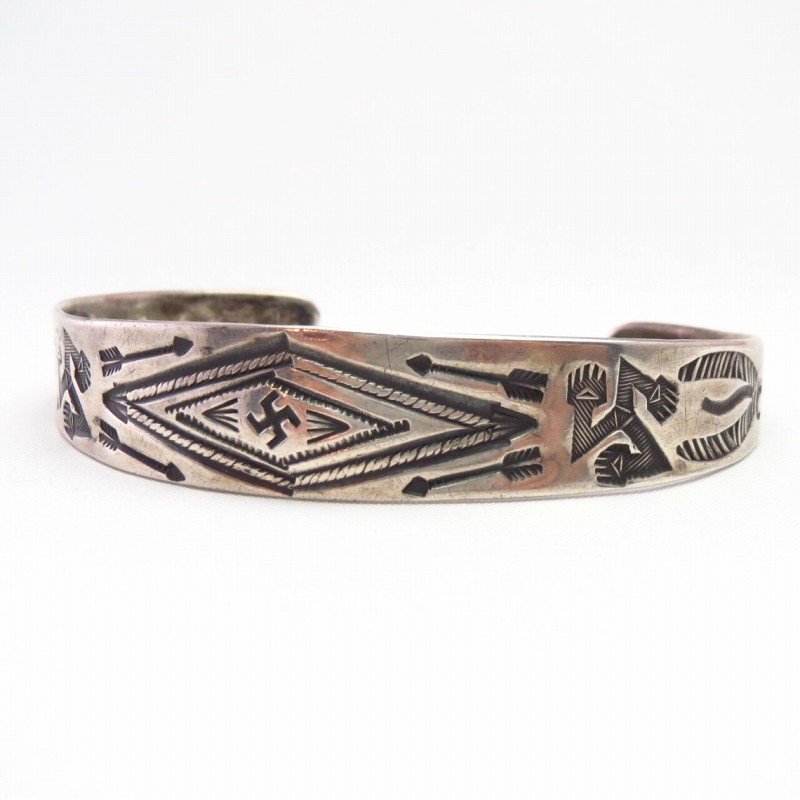 Antique Navajo 卍 Stamped Ingot Silver Cuff Bracelet  c.1925～