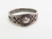 Antique Shell Repouse & Stamped Narrow Silver Ring  c.1930～
