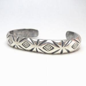 Vtg Navajo Medicine Man's Eye Stamped Silver Cuff  c.1940～
