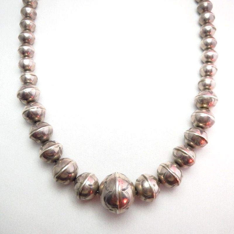 Vintage Bench Made Stamped Silver Bead Necklace  c.1950～
