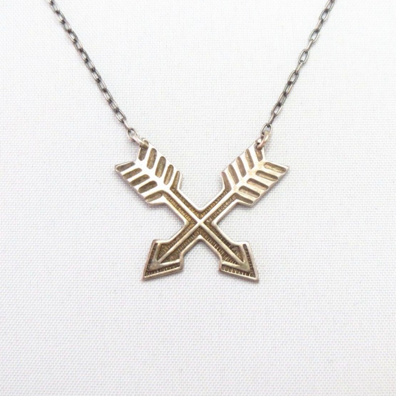 Vintage Crossed Arrows Small Fob Silver Necklace  c.1950～