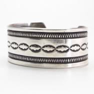 【NAVAJO GUILD】 Vtg Stamped Silver Wide Cuff Bracelet c.1955～