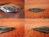 Atq 卍 & Arrows Stamped Diamond Shape Small Pin Brooch c.1930