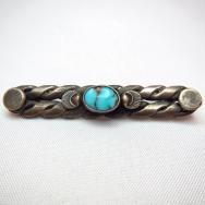 Vintage Twisted Silver Small PinBrooch w/Turquoise