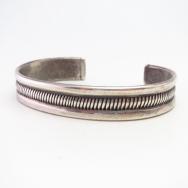 【NAVAJO GUILD】Vtg Chiseled Ingot Silver Cuff Bracelet c.1950