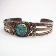 Antique Split Shank Cuff w/Spiderweb TQ  c.1920