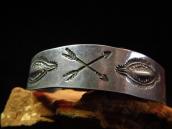 Antique Crossedarrows & 卍 Stamped Cuff  c.1920～