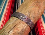 Antique Crossedarrows & 卍 Stamped Cuff  c.1920～