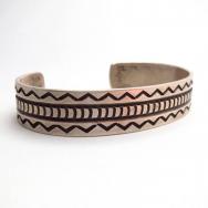 【NAVAJO GUILD】 Stamped Ingot Silver Cuff Bracelet  c.1940～