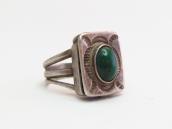 Antique Navajo Silver Pill Box Ring w/Green Turquoise c.1930