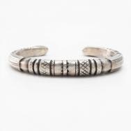 【GARDEN OF THE GODS】"Eurasian Style" Coin Silver Cuff c.1935