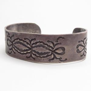 Antique Navajo Stamped Ingot Silver Cuff Bracelet  c.1925～