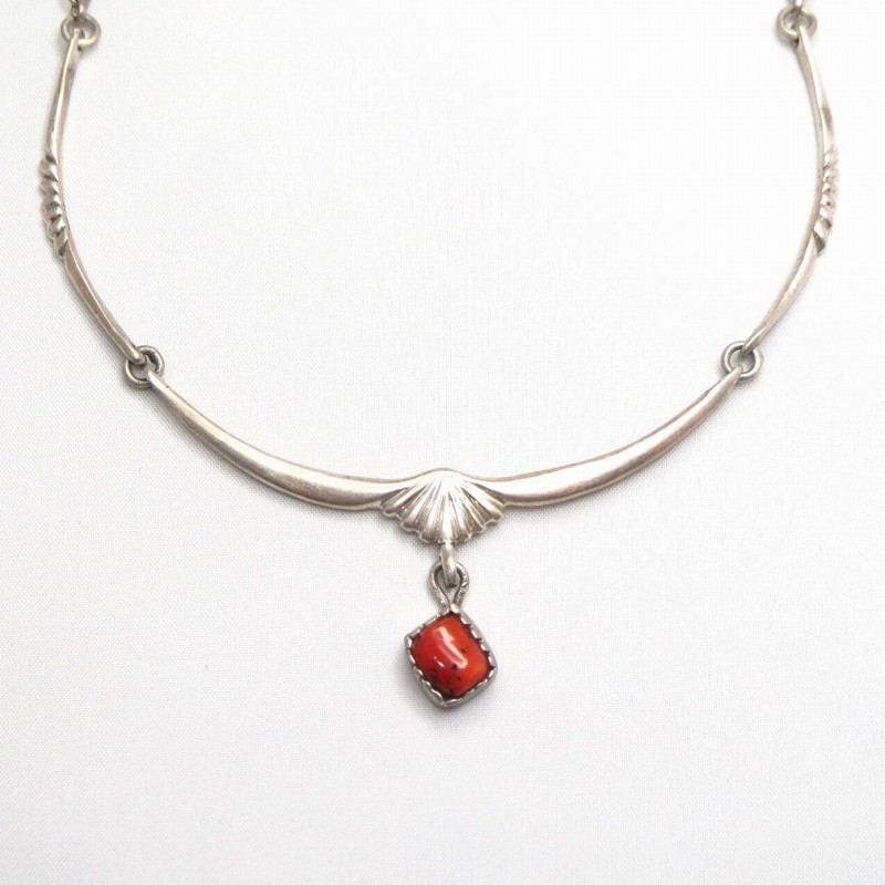 【Joe H. Quintana】 Cochiti Casted Silver Necklace w/Coral