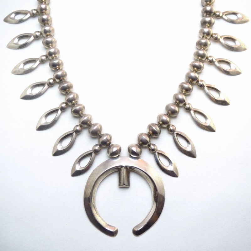 Vintage Navajo Bench Made Silver Bead & Naja Necklace c.1960