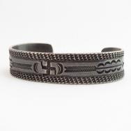 Antique Navajo 卍 Stamped Ingot Silver Cuff Bracelet c.1925～