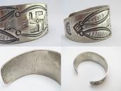 Antique 卍 & Owl Stamped Ingot Silver Cuff Bracelet  c.1915～