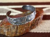【GARDEN OF THE GODS】Atq Repoused Coin Silver Cuff  c.1930