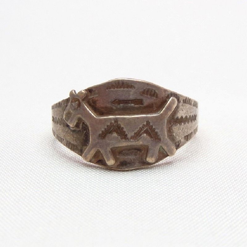 Antique Horse Patch & Arrow Stamp Ring  c.1930