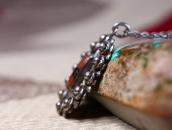 Atq Small Burst Design Top w/PetrifiedWood Necklace  c.1935～