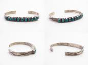 Antique Zuni High Grade Turquoise Row Narrow Cuff  c.1940～