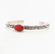 【Roger Skeet】 Navajo Old Half-Round Narrow Wire Cuff w/Coral