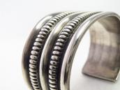 Attributed to【NAVAJO GUILD】Chiseled Silver Wide Cuff c.1940～
