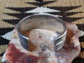 Attributed to【NAVAJO GUILD】Chiseled Silver Wide Cuff c.1940～