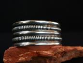 Attributed to【NAVAJO GUILD】Chiseled Silver Wide Cuff c.1940～