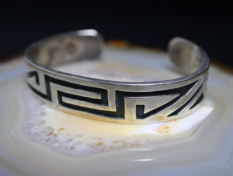 INDIAN JEWELRY LEATHER ARTS&CRAFTS Tah'bah TRADERS / 【Hopi Silver 