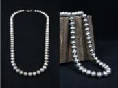 Old "Navajo Pearl" Heavy Handmade Slv Bead Necklace c.1970～