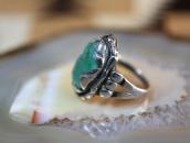 Vintage Zuni Carved Turquoise In Leaf Bezel Ring  c.1960～