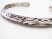 【Silviano Quintana】Cochiti Stamped TriangleWire Cuff c.1955～