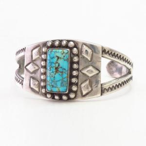 Vtg Navajo Repoused & Stamped Cuff w/Gem Turquoise  c.1945～
