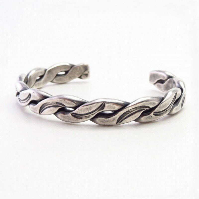 Atq Navajo Stamped Flat Twistedwire Cuff Bracelet  c.1935～