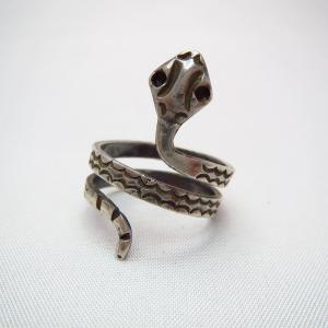 Vintage Snake shape stamped Ring  c.1950