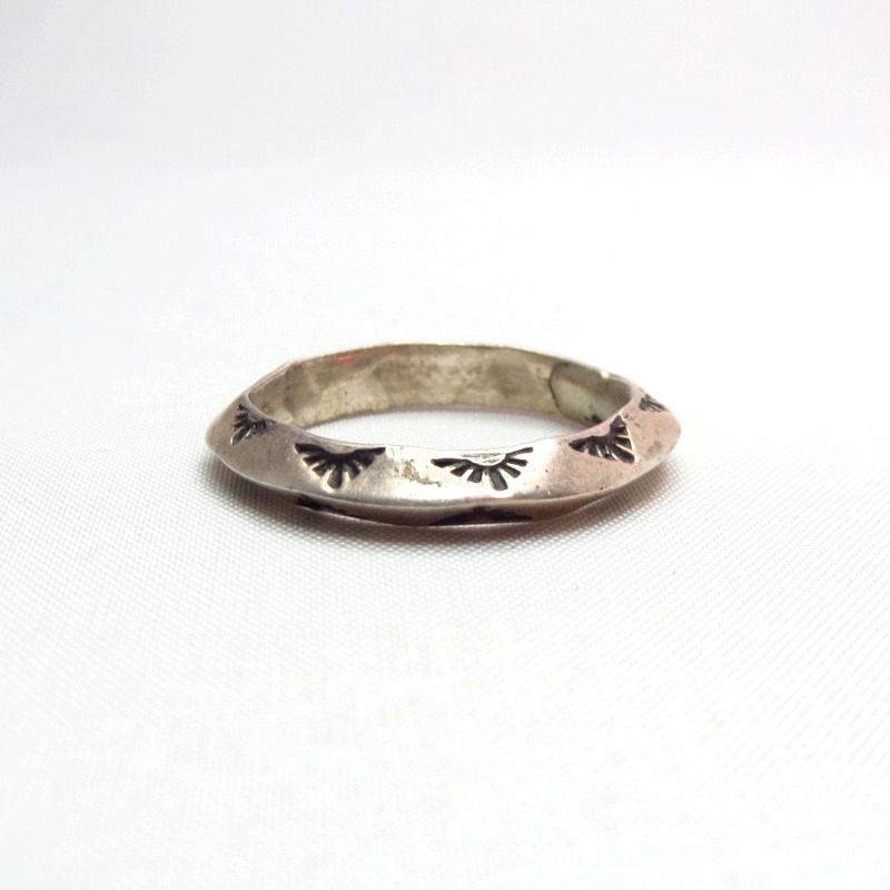 OLDPAWN Triangle wire Stamped Silver Ring