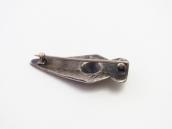Antique 卍 Stamped Arrowhead Shape Small Silver Pin  c.1925～