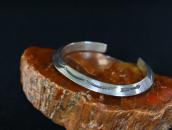 【Mark Chee/UITA12】Arrows Stamped TriangleWire Cuff c.1945～ ②