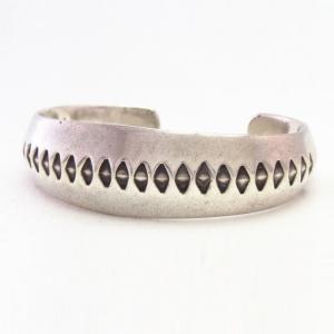 【NAVAJO GUILD】Vtg Stamped Heavy Triangle Wire Cuff c.1950  2
