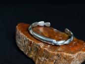 Vtg Navajo Sand Casted Flat Top Shape Cuff in Silver c.1960～