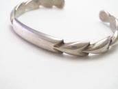 Vtg Navajo Sand Casted Flat Top Shape Cuff in Silver c.1960～