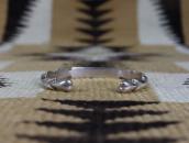Vtg Navajo Sand Casted Flat Top Shape Cuff in Silver c.1960～