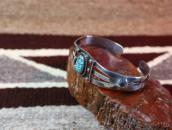 Atq Stamped Split Band Cuff w/Spider Web Turquoise  c1935～